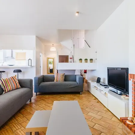 715 - Our Retreat فيلة